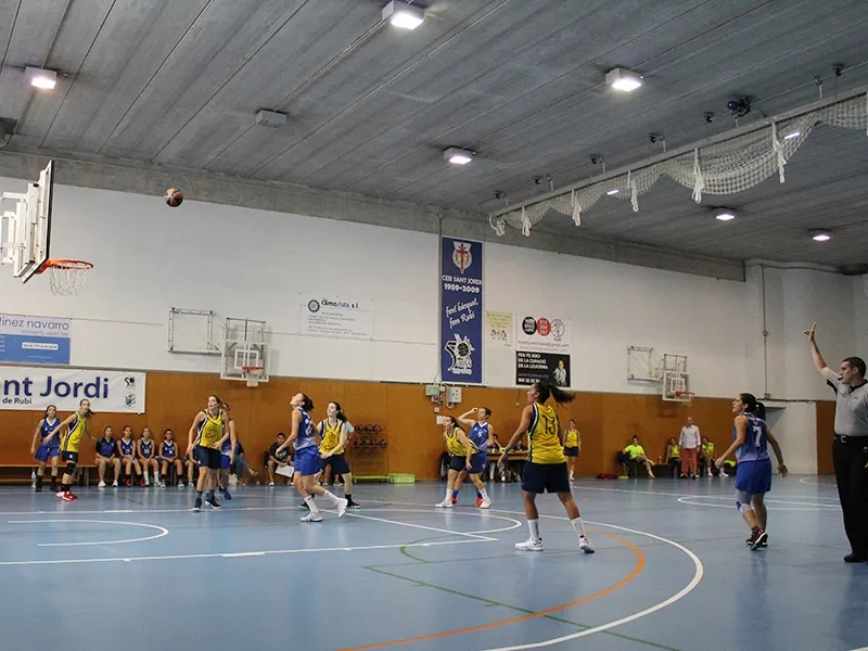 Força encert en el llançament exterior del CEB Sant Jordi diumenge passat