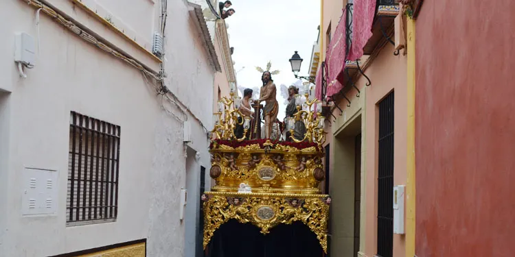 ‘Semana Santa en la Campiña’ se adentra en la hermandad de la Vera-Cruz