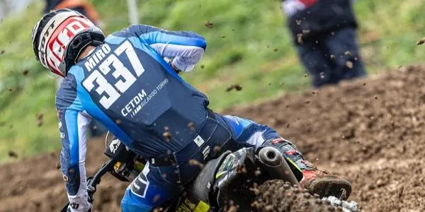 Difícil cap de setmana del catllarenc Bruno Miró en la segona prova del Campionat d’Europa de Motocròs a França