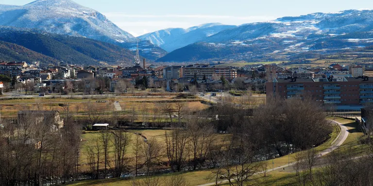 La darrera nevada obliga a suspendre dues línies de transport escolar a l’Alt Urgell