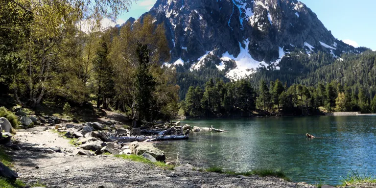 Reobren els aparcaments del Parc Nacional d'Aigüestortes i Estany de Sant Maurici