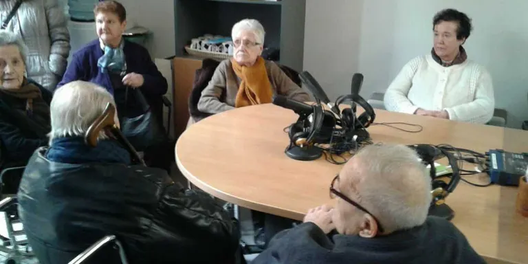 Ràdio Sió, també al projecte intergeneracional impulsat des de la Residència Mas Vell