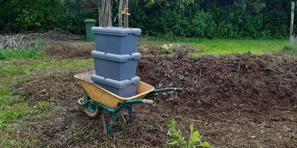 L'Hort de la Sínia processa ja els primers resultats de la nova màquina de compostatge de La Portalada