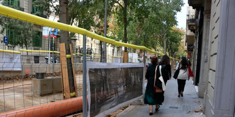 Un jutjat ordena a l’Ajuntament de Barcelona que desfaci les “actuacions” de l’eix verd de Consell de Cent
