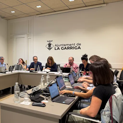 El ple de la Garriga aprova el conveni per resoldre el conflicte del cementiri nou per 15 vots a favor i 2 abstencions de la CUP