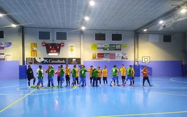 La Pobla de Montornès goleja el Vendrell i fa un pas gairebé definitiu cap a la fase final (11-5)