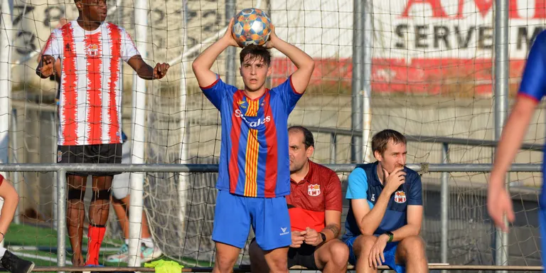 El CF Caldes derrota el Cardedeu (1-2) i ja és a semifinals del Torneig d'Històrics del Vallès Oriental