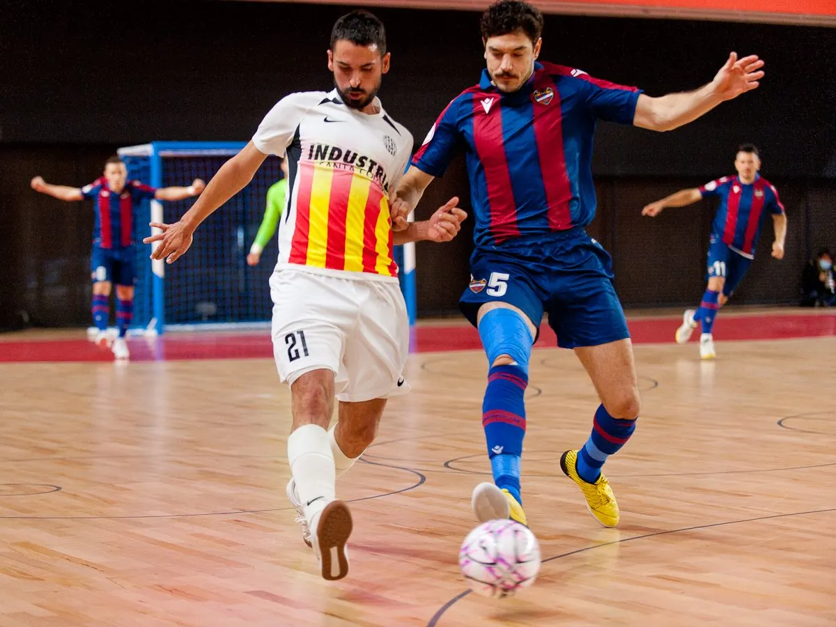 Ajornat el Levante - Indústries Sta. Coloma