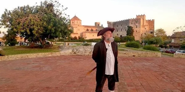 Nova oportunitat de gaudir d'una visita teatralitzada sobre Martí i Franquès per la Vila Closa d'Altafulla, aquest dijous
