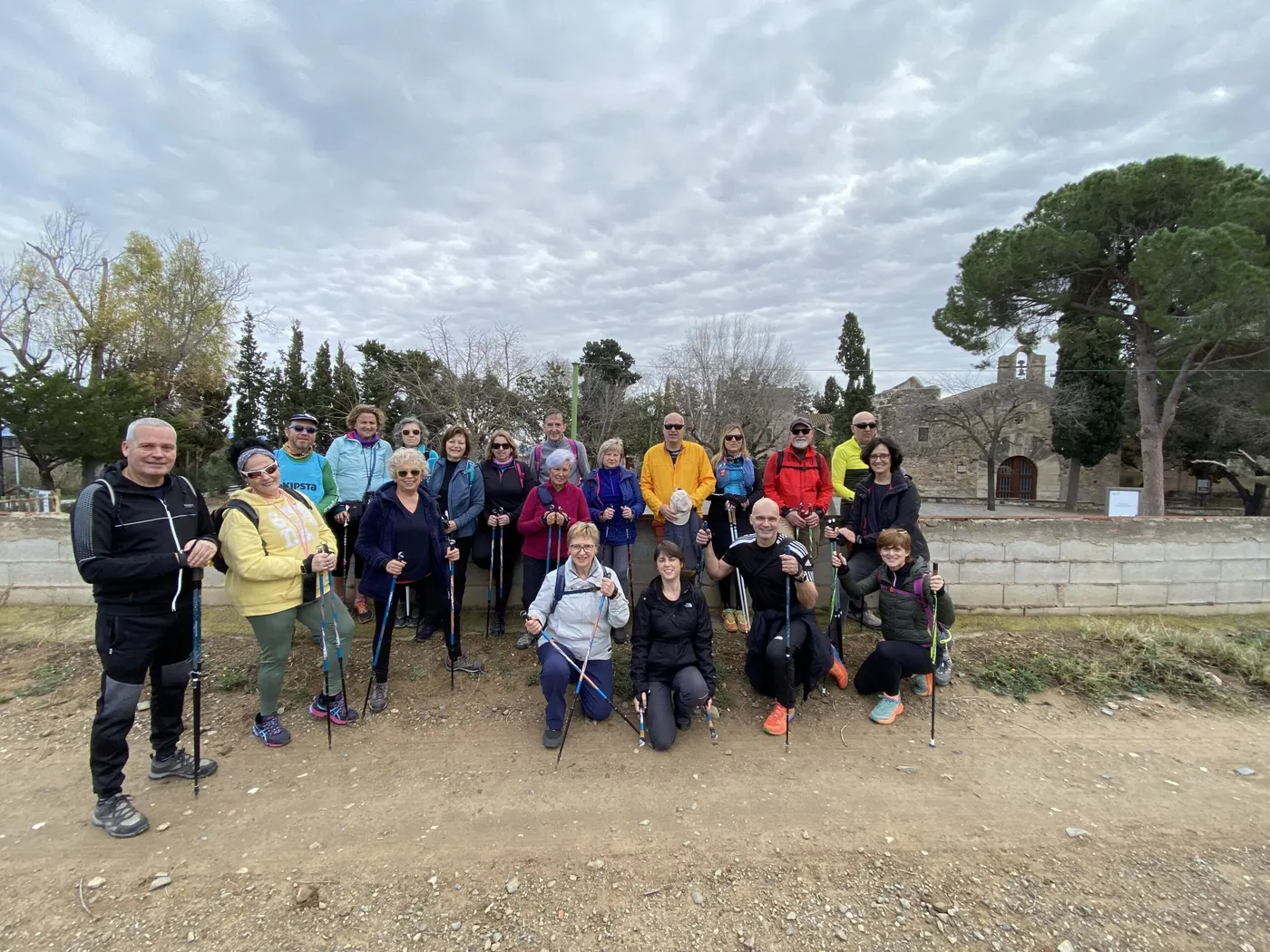 El grup de marxa nòrdica fa una sortida a la Selva del Camp