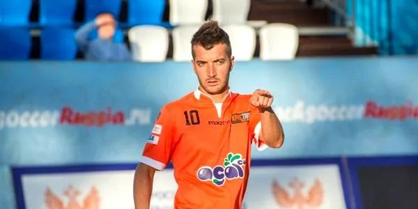 El torrenc Llorenç Gómez s’estrena amb victòria per 3-2 a la tercera fase de la lliga russa