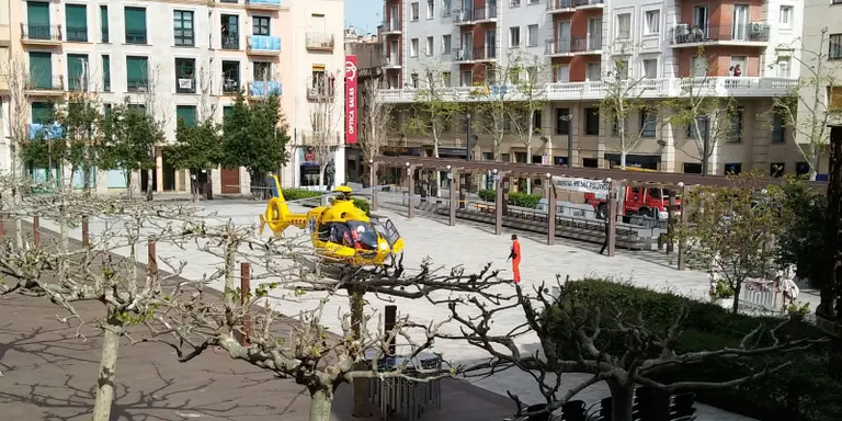 ÚLTIMA HORA: Un ferit greu en caure d’un celobert del carrer d’en Gassó