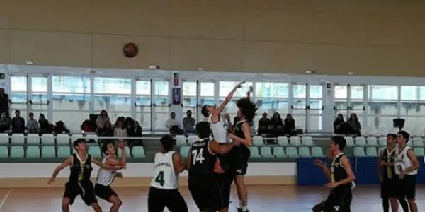 El Junior del CB Baix Gaià passa per sobre del CB Calafell-Cubelles i aconsegueix la gran victòria de la jornada
