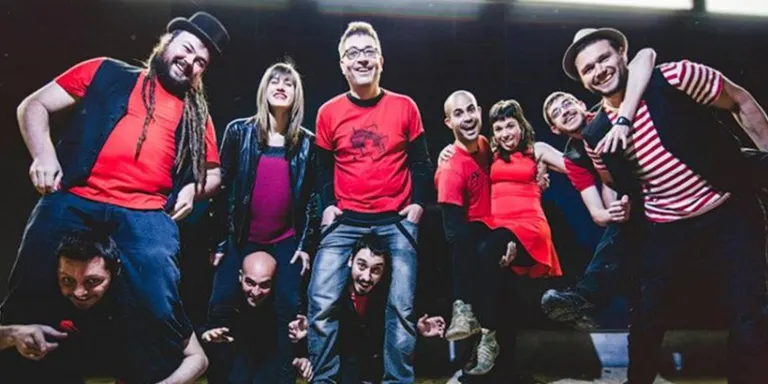 Un DJ, Miquel del Roig, Juantxo Skalari i la Rude Band, i la Kinki Band són els grups que actuaran a la Nit Jove de Sant Martí 2021
