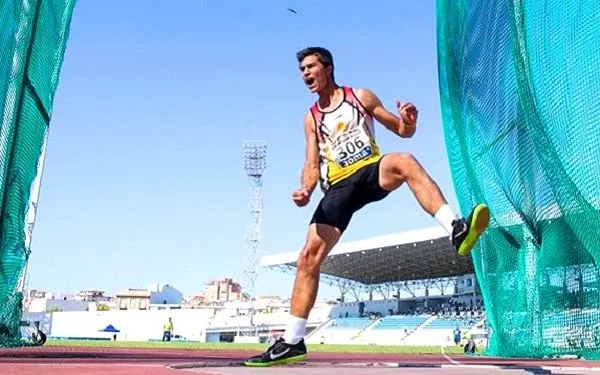 El torrenc Aaron Solà aconsegueix el passi a la final del Festival Olímpic de la Joventut Europea en llançament de disc