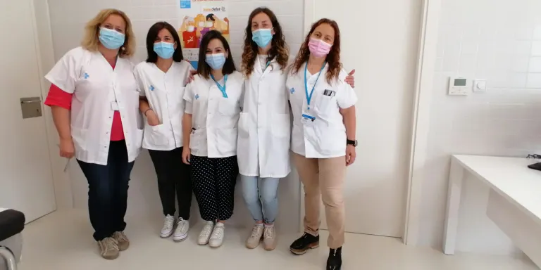 La pandèmia fa augmentar els usuaris de la unitat de suport per deixar de fumar del CAP Joan Mirambell