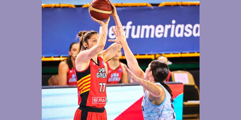 Derrota amarga de l'Uni Girona davant el Perfumerías (74-63)