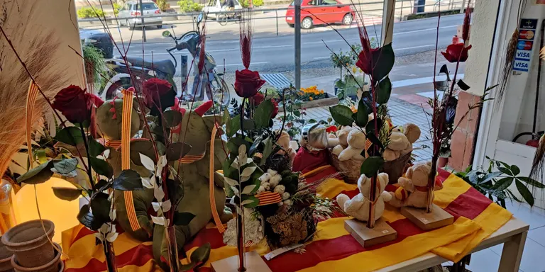 Les floristeries treballen a ple rendiment per la diada