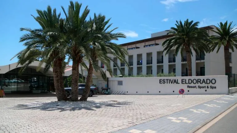 El jove que va arrencar els ulls a un vigilant d’un hotel de Cambrils, condemnat a vuit anys d’internament