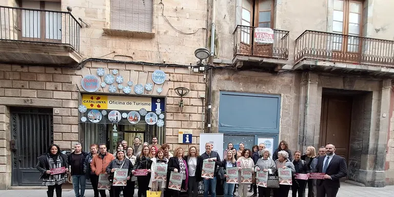 Els comerços de Valls se sumen amb una campanya de Nadal que repartirà més de 8.000 premis