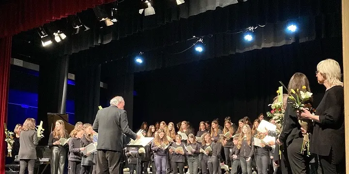 Trobada d'alumnes del Conservatori de Música dels Pirineus i les escoles municipals de la Seu, Berga i Puigcerdà pel projecte coral