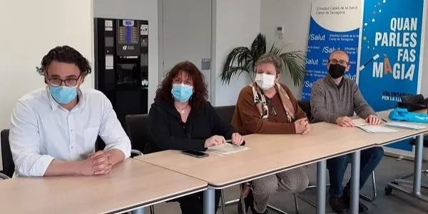 Creen parelles lingüístiques entre professionals de Salut al Camp de Tarragona