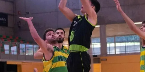 La Torre guanya al Reus Deportiu amb més patiment del previst (63-69)