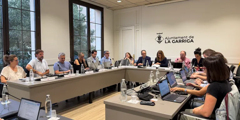 El ple de la Garriga aprova el conveni per resoldre el conflicte del cementiri nou per 15 vots a favor i 2 abstencions de la CUP