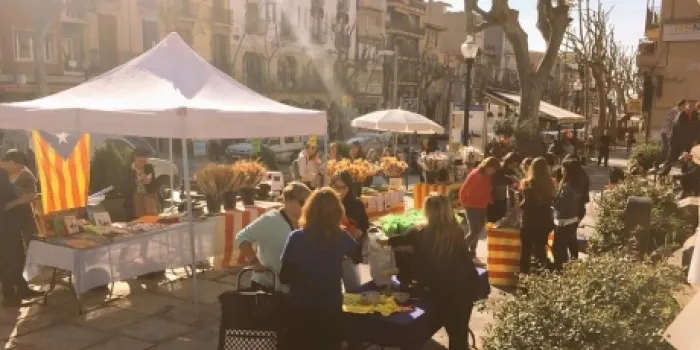 La plaça de l’església tornarà a ser el centre de la Diada de Sant Jordi a Arenys