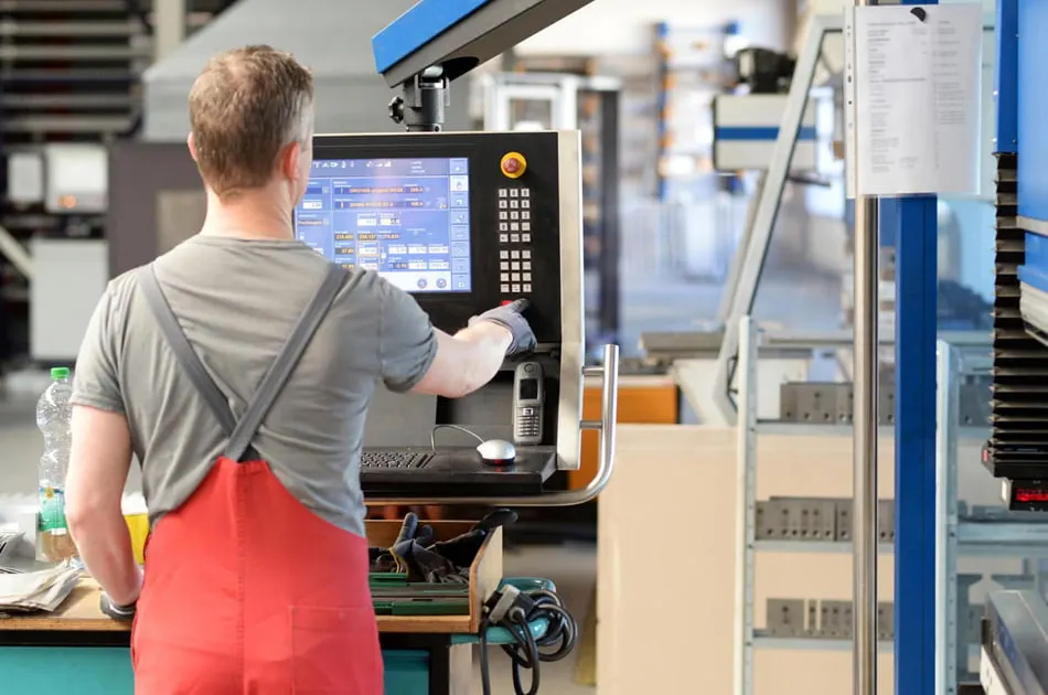 Caldes passa l’agost sense cap nou expedient de regulació al sector empresarial