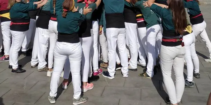 Els escaldats porten el 3 i el 4 de 7 a Manlleu abans de la Diada de la Colla
