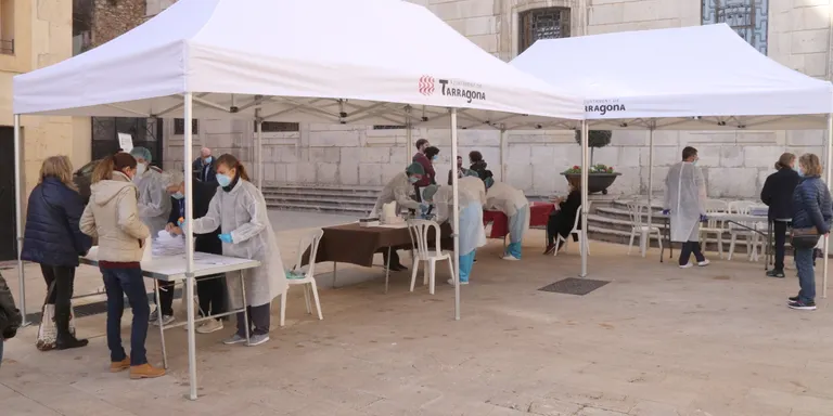 L'Rt puja a 0,99 i el risc de rebrot a 268 (+5), amb 56 ingressats menys (1.973) i 5 crítics més (593)