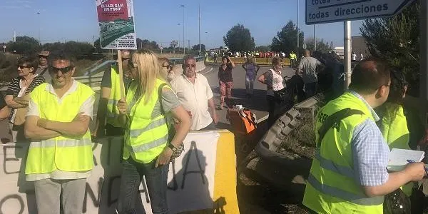 La plataforma #reobrintrotonda busca mobilitzar més veïns de la zona amb una assemblea a Altafulla aquest dijous a les 19h.