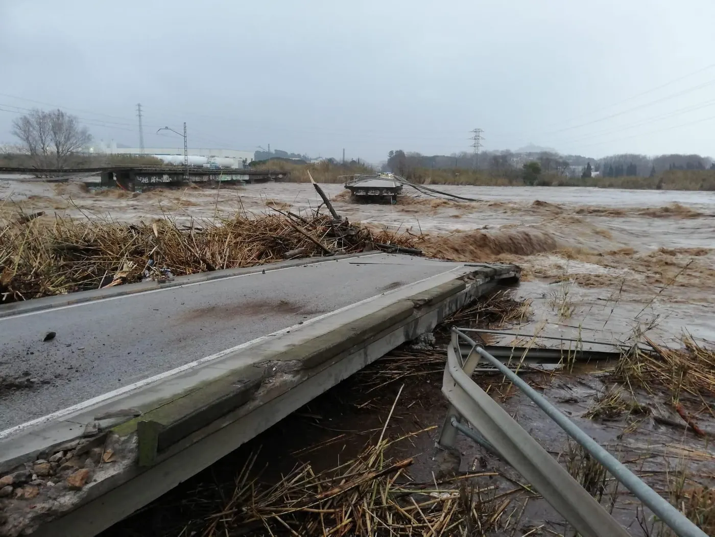 Crida a tota la població de l'Alt Maresme a consumir els mínims d'aigua potable