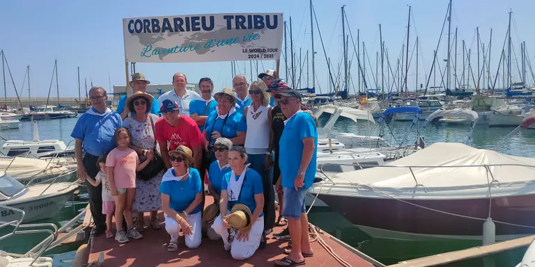 Una comitiva d'Auterive visita Arenys per donar suport a Thierry Corbarieu