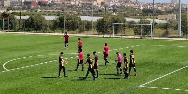 El Juvenil del CE Altafulla se situa líder al golejar el Vendrell