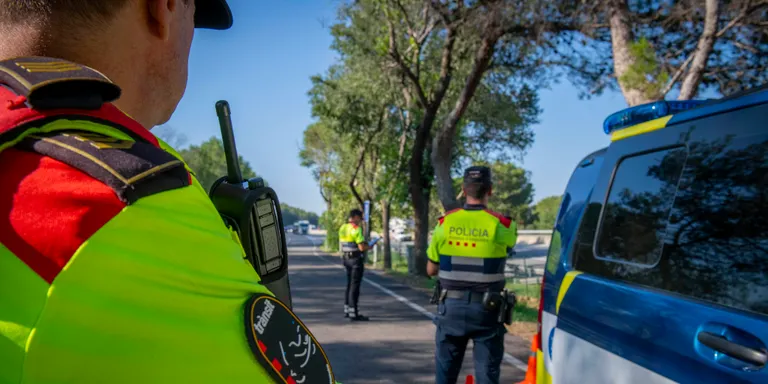 Una motorista ha mort en un accident a la C-14 a Salou