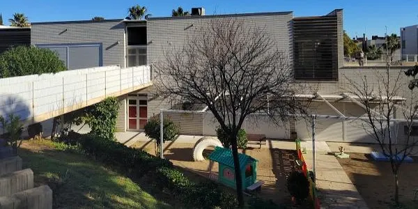 Enllesteixen la reparació de la teulada de la Llar d'Infants Hort de Pau d'Altafulla