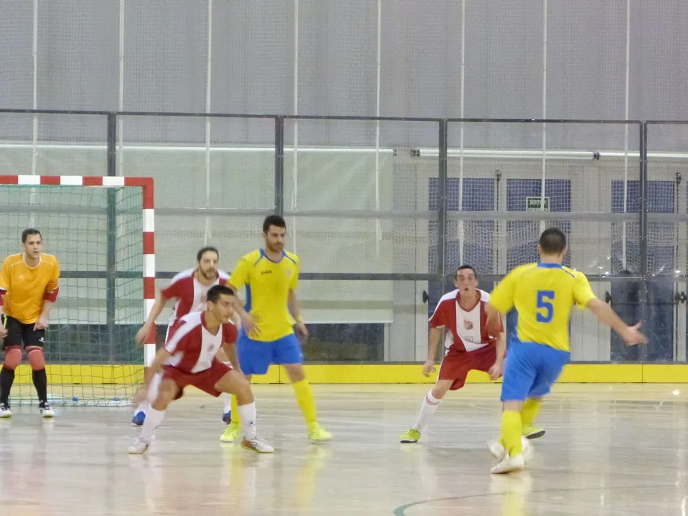 Partit amb emocions fortes el disputat entre Esportiu i Arrels