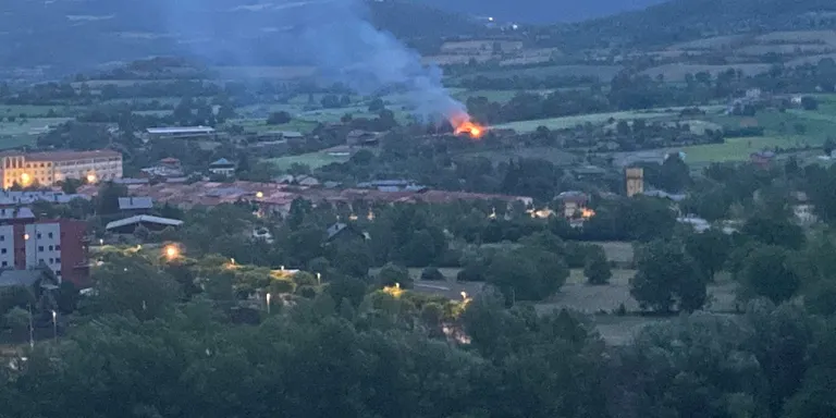 Incendi en un paller als afores de la Seu d'Urgell