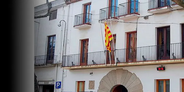 Els ajuntaments podran fer servir els recursos dels que disposen per atendre les necessitats urgents dels seus veïns i veïnes, segons ha aprovat el Consell de Ministres