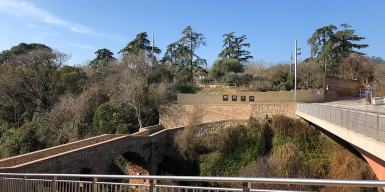 L’Ajuntament accepta part de les al·legacions i retira la zona balneària de la modificació del POUM