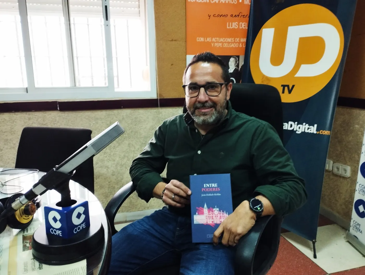 Jesús Doblado presenta su nuevo libro en 'Utrera es Cultura' de COPE Utrera (98.1)
