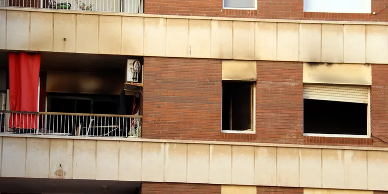 Una persona mor en un incendi d'habitatge aquesta matinada a Calella