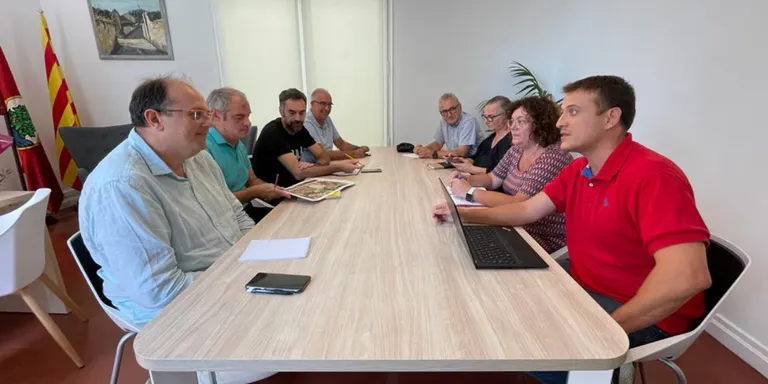 El govern trasllada diverses demandes educatives a Serveis Territorials