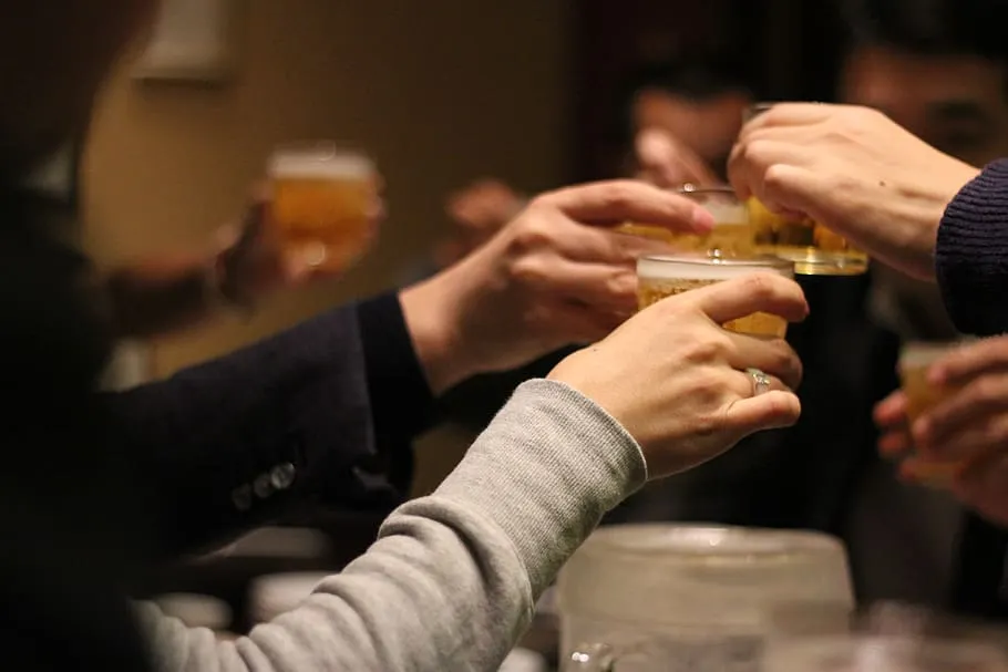 Els adolescents dels municipis de la demarcació de Barcelona tenen menys percepció dels riscos de l’alcohol que fa cinc anys
