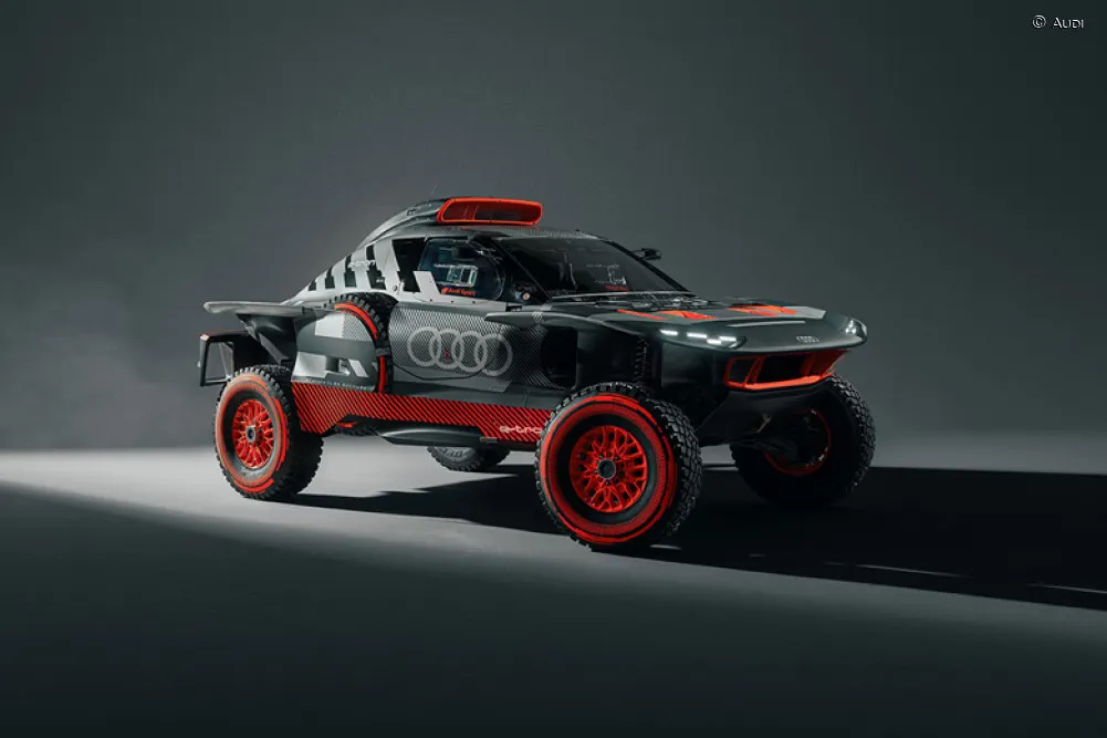 Audi presenta el nou prototip amb què Carlos Sainz i el calderí Lucas Cruz intentaran guanyar el Dakar