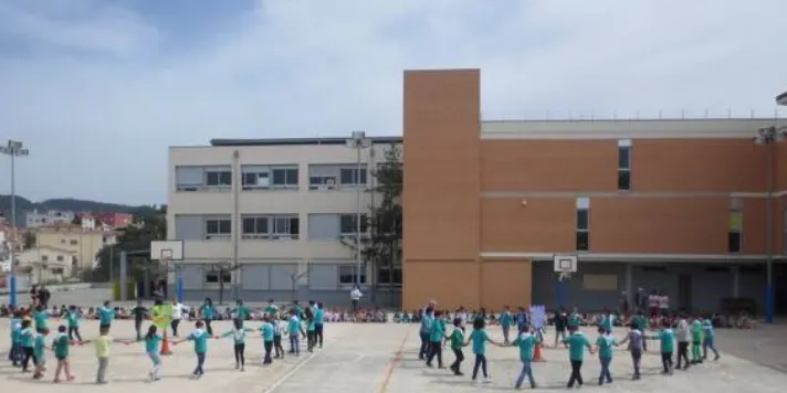 L’AFA de l’Escola Montbui torna a buscar l’empara del Síndic de Greuges per donar resposta a les sol•licituds de preinscripció