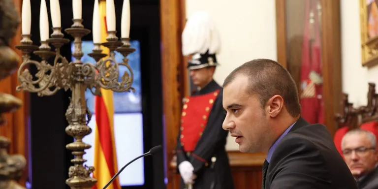 L'AUP porta al ple el suport a l'alcalde de Terrassa per haver rebut insults homòfobs