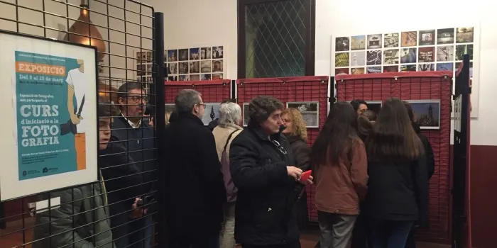 Els alumnes de l'AFA s'expressen lliurement amb les mostres fotogràfiques de l'exposició 'Treballs'